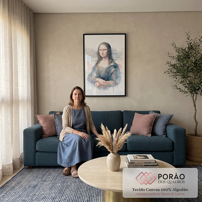Mona Lisa pintada em aquarela azul com tinta escorrida sobre fundo branco, quadro decorativo