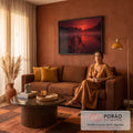 Quadro Decorativo Grande Deque de Madeira para Sala Vermelho | quadros decorativos para sala de estar | deque de madeira sobre lago com pôr do sol vermelho entre montanhas e névoa | em ambiente 3 | Porao dos Quadros