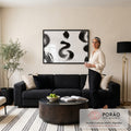 Quadro Decorativo Grande Pincelada Abstrata para Sala Preto | quadros decorativos para sala de estar | pincelada preta em espiral sobre fundo branco texturizado estilo caligrafia oriental | em ambiente 3 | Porao dos Quadros